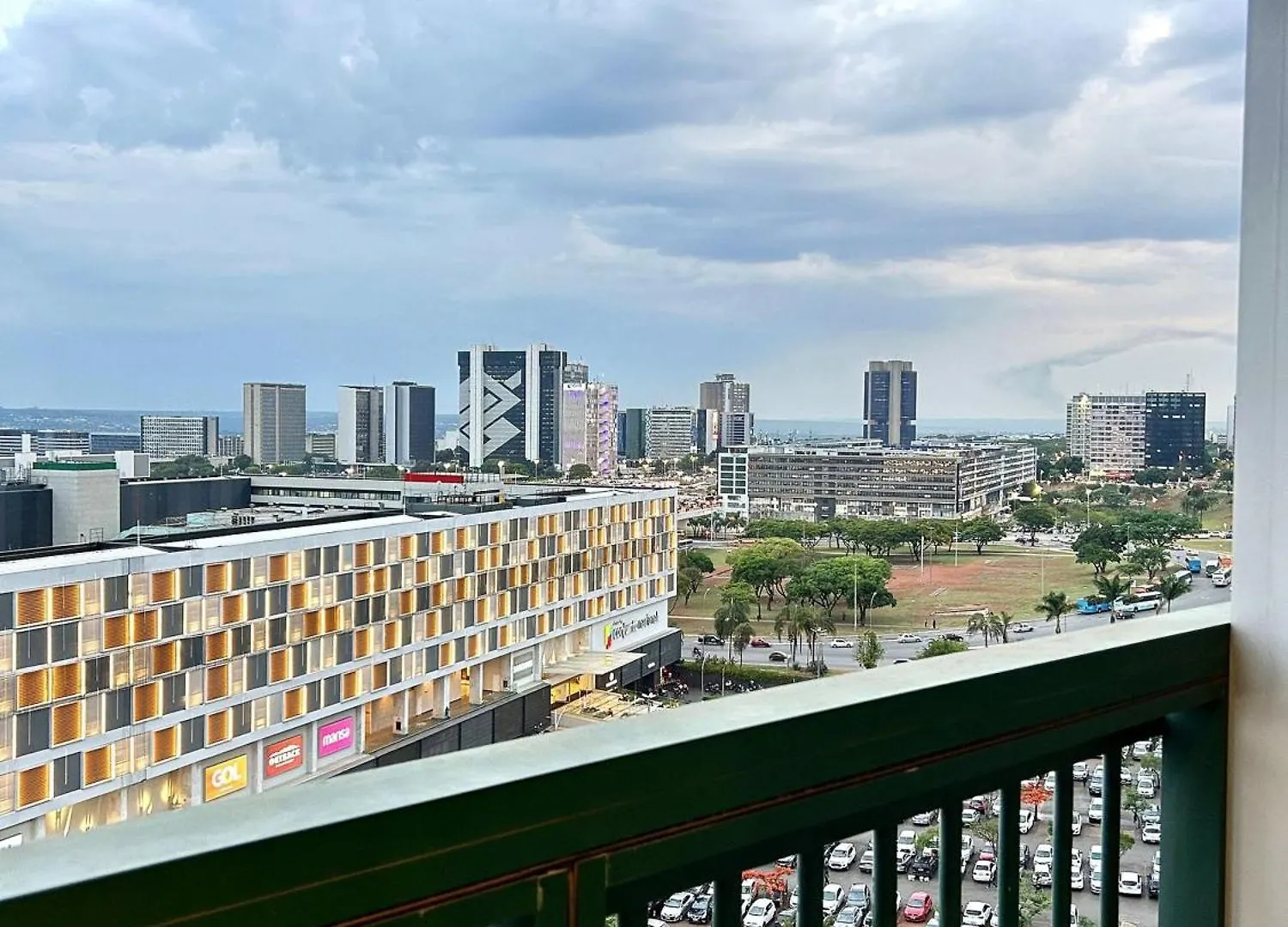 V1005 Flat 10º Andar Com Vista Para Esplanada Brasília Brasil